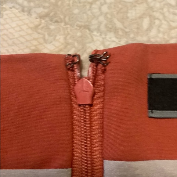 Le Chateau 15/16 tangerine skirt - Picture 4 of 6